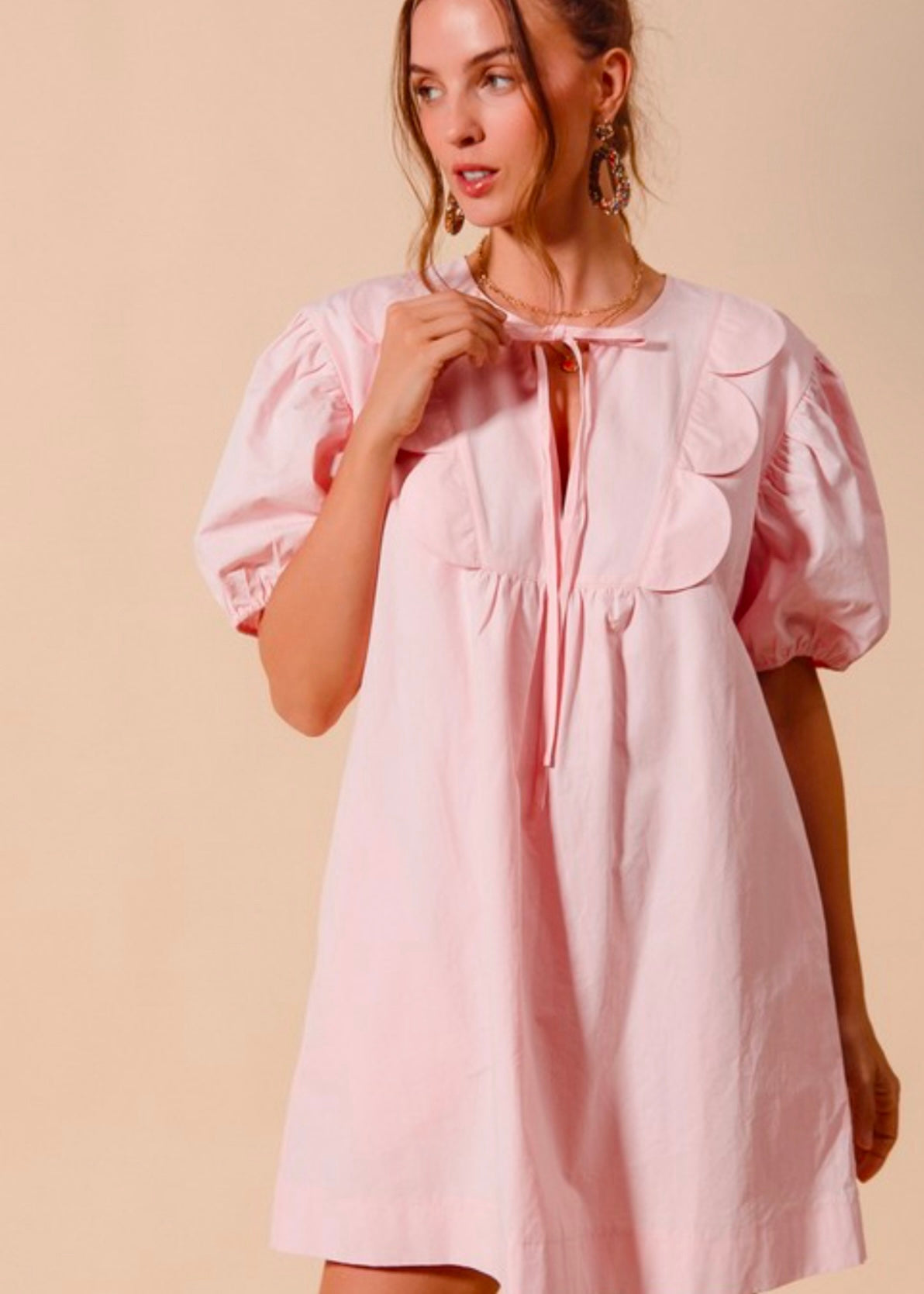 SCALLOP NECK DETAIL DRESS