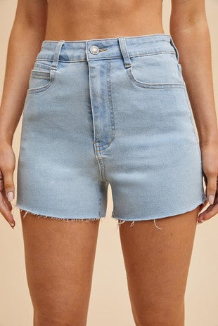 STRETCH HIGH RISE CLEAN CUT HEM DENIM SHORTS