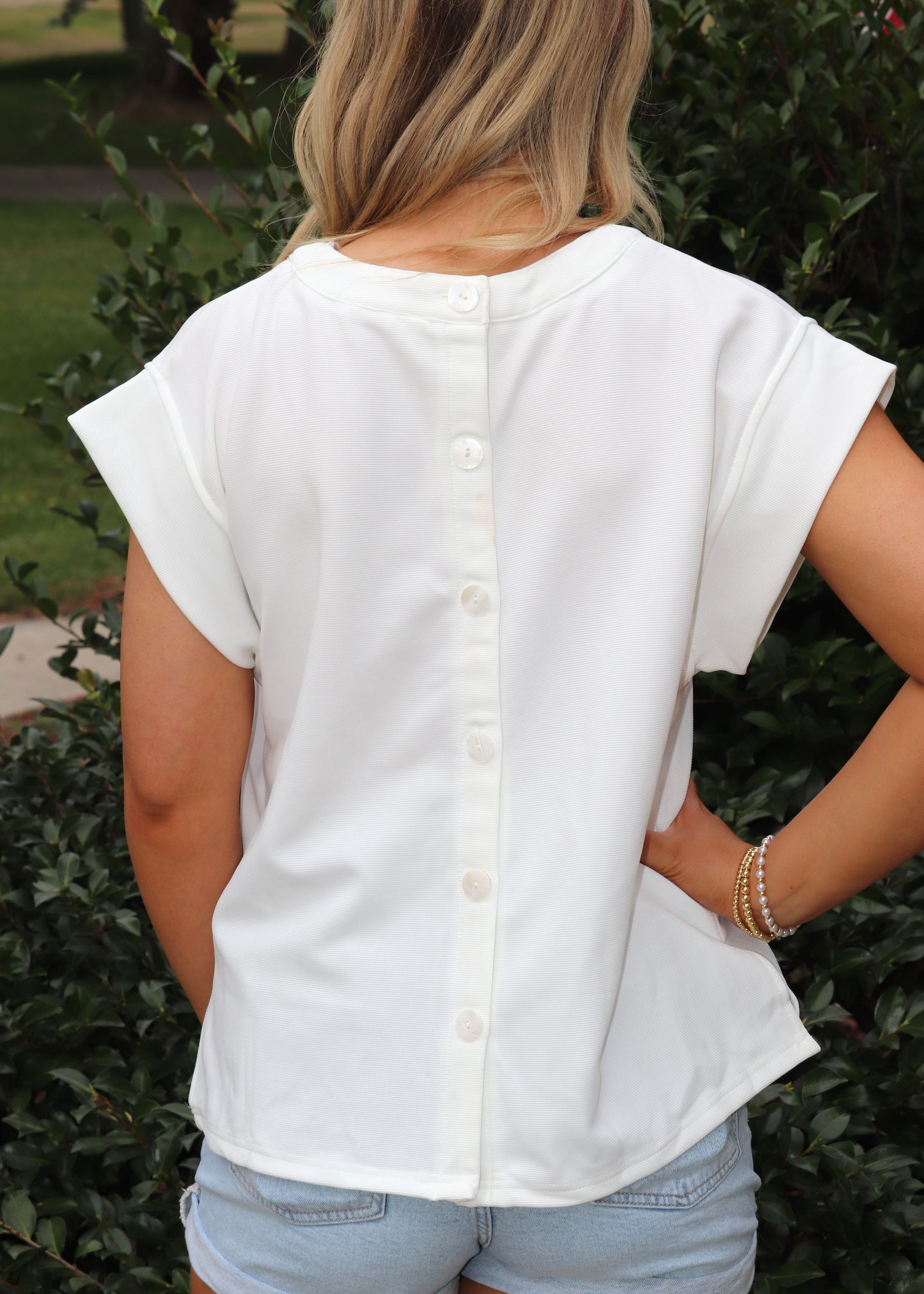 Ribbed Round Neck Top