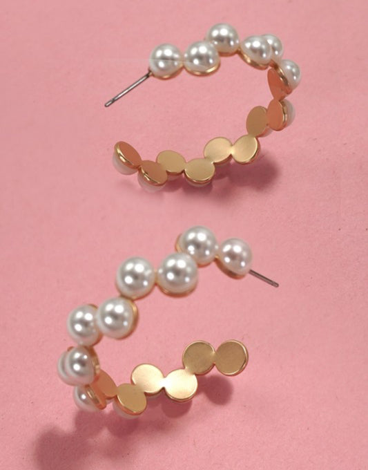 PEARL ZIG ZAG HOOP EARRINGS