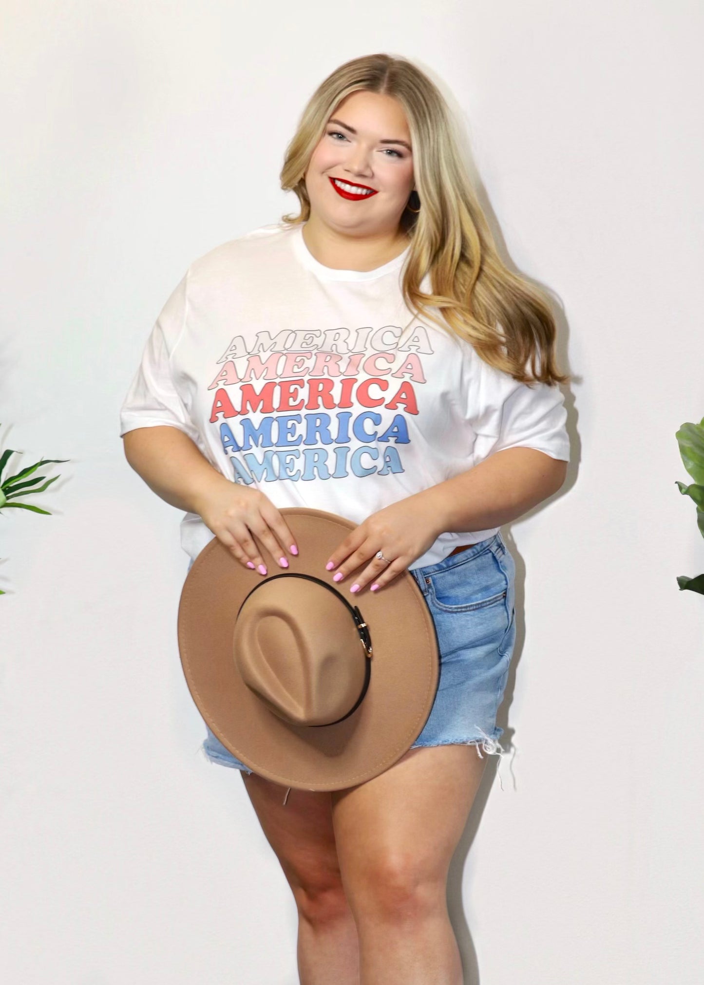 Curvy America Graphic Tee